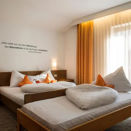 Loewen Hotel